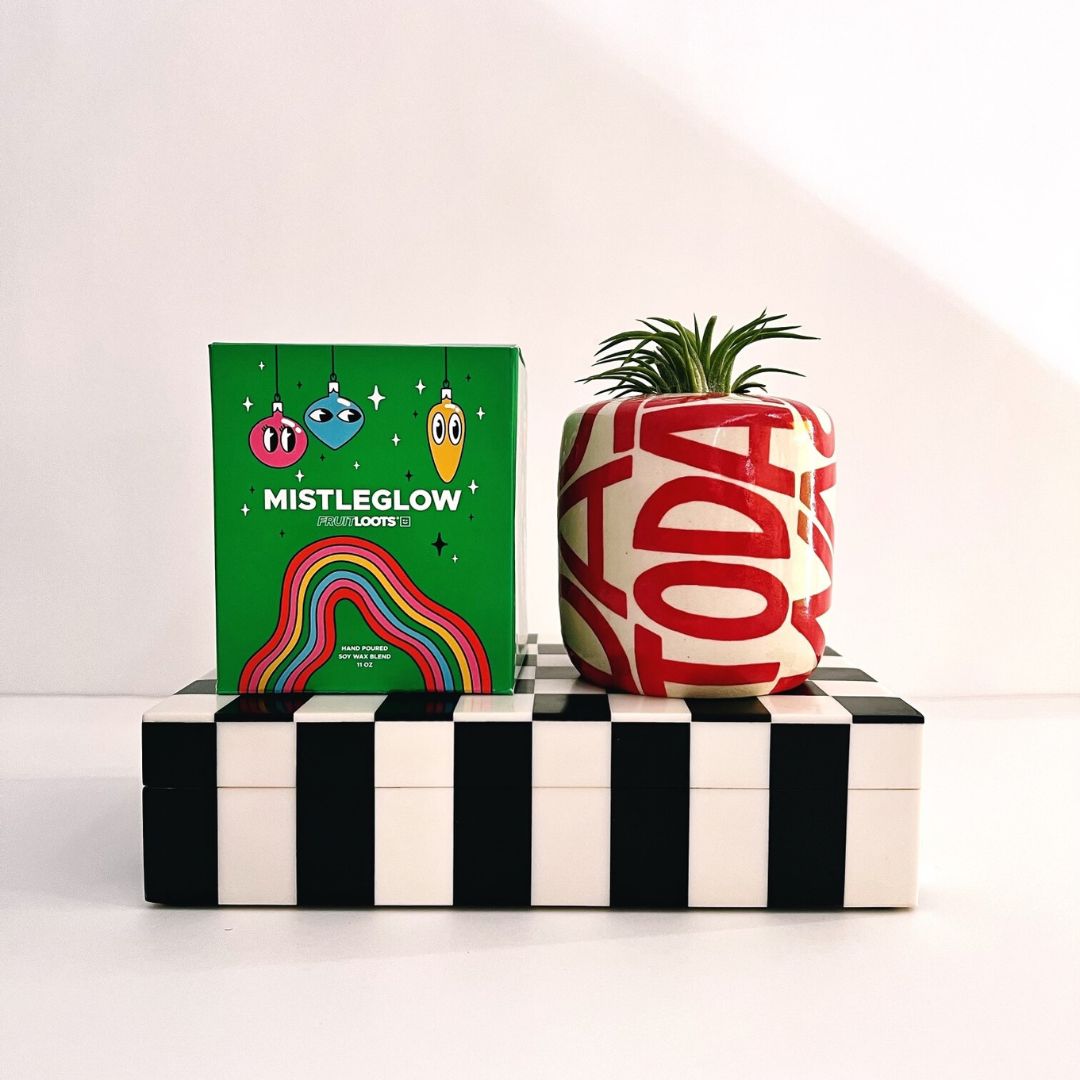 QUEER DISCOVERY BOX 002